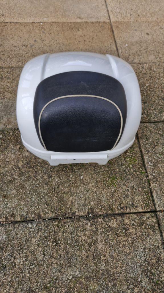 Topcase Vespa 300 GTS