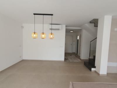 Traum Neubau Doppelhaus Hälfte in Sa Cabaneta unweit des Golfplatz