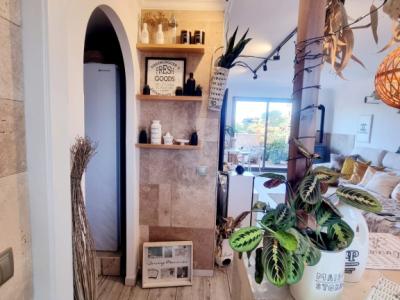 Traumhafte Penthousewohnung mit großer Dachterrasse ,Tiefgarage und seitlichem Meerblich in Cala Mil