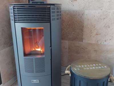 Traumhafte Penthousewohnung mit großer Dachterrasse ,Tiefgarage und seitlichem Meerblich in Cala Mil