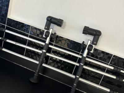 TRIXIE verstellbare Hundesicherung für den Kofferraum - Breite: 96–163 cm Höhe: 34–48 cm