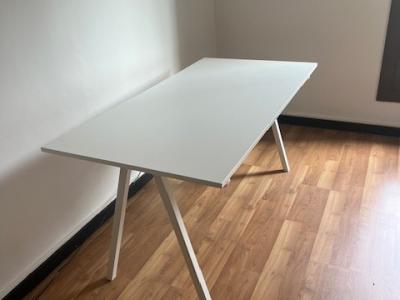 TROTTEN Schreibtisch, weiß, 120x70 cm / IKEA