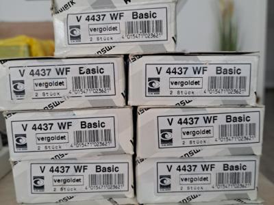 Gold-plated door hinges