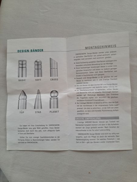 Gold-plated door hinges