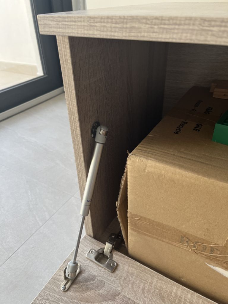 Mueble para TV / Almacenamiento de sala de estar