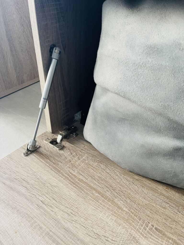 Mueble para TV / Almacenamiento de sala de estar