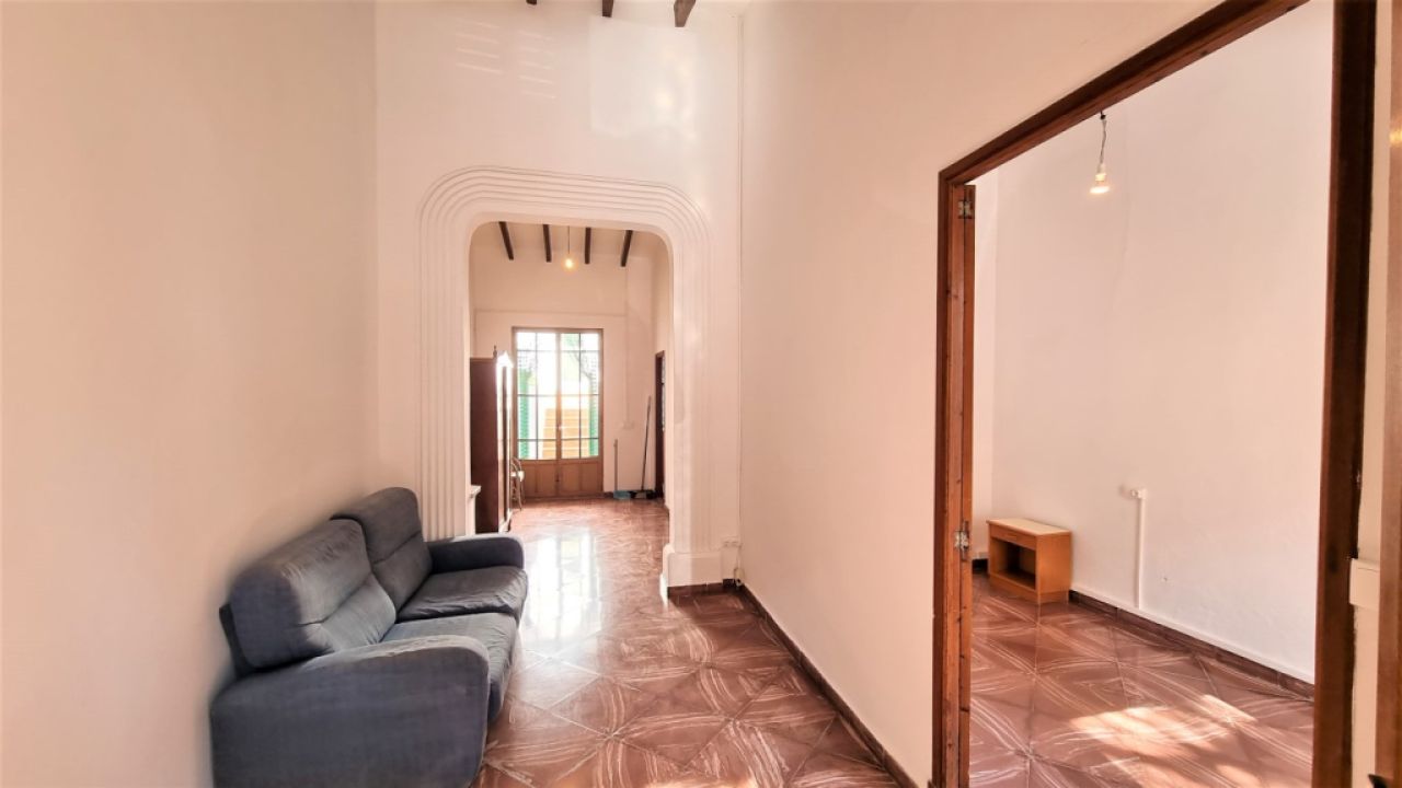 Typisches Dorfhaus im Fischerhafen von Portocolom, in einer ruhigen Gegend und mit viel