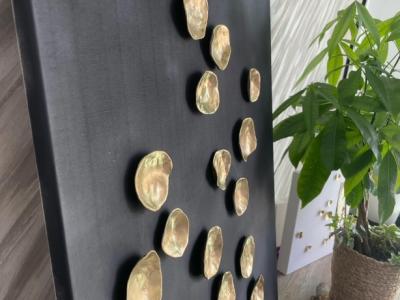 Unique piece in black/gold