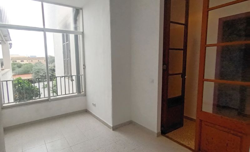 Unmöbliertes, grosses Apartment mit Terrasse und AC in Santanyi --- AP 62