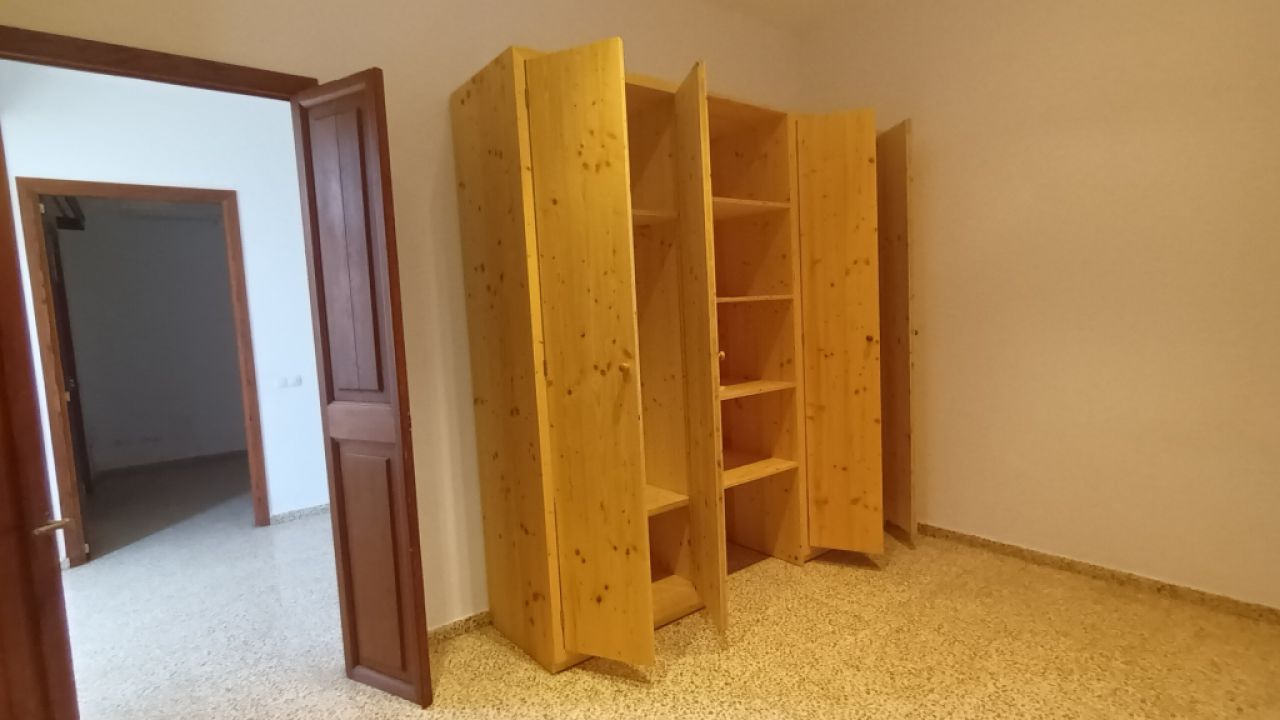 Unmöbliertes, grosses Apartment mit Terrasse und AC in Santanyi --- AP 62