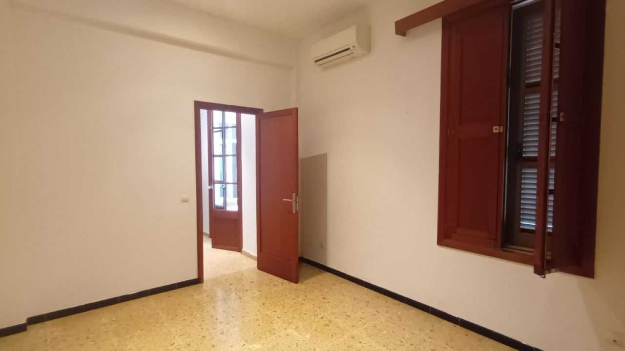 Unmöbliertes, grosses Apartment mit Terrasse und AC in Santanyi --- AP 62