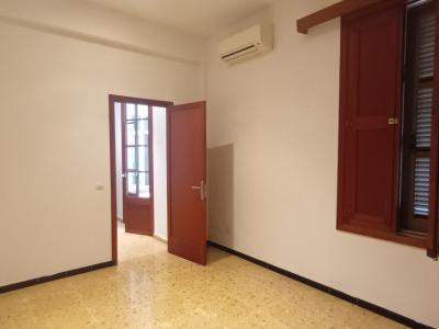 Unmöbliertes, grosses Apartment mit Terrasse und AC in Santanyi --- AP 62