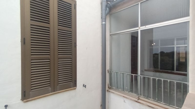 Unmöbliertes, grosses Apartment mit Terrasse und AC in Santanyi --- AP 62