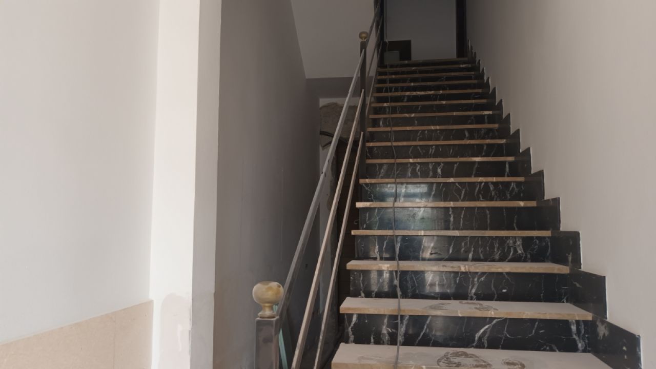 Unmöbliertes, grosses Apartment mit Terrasse und AC in Santanyi --- AP 62