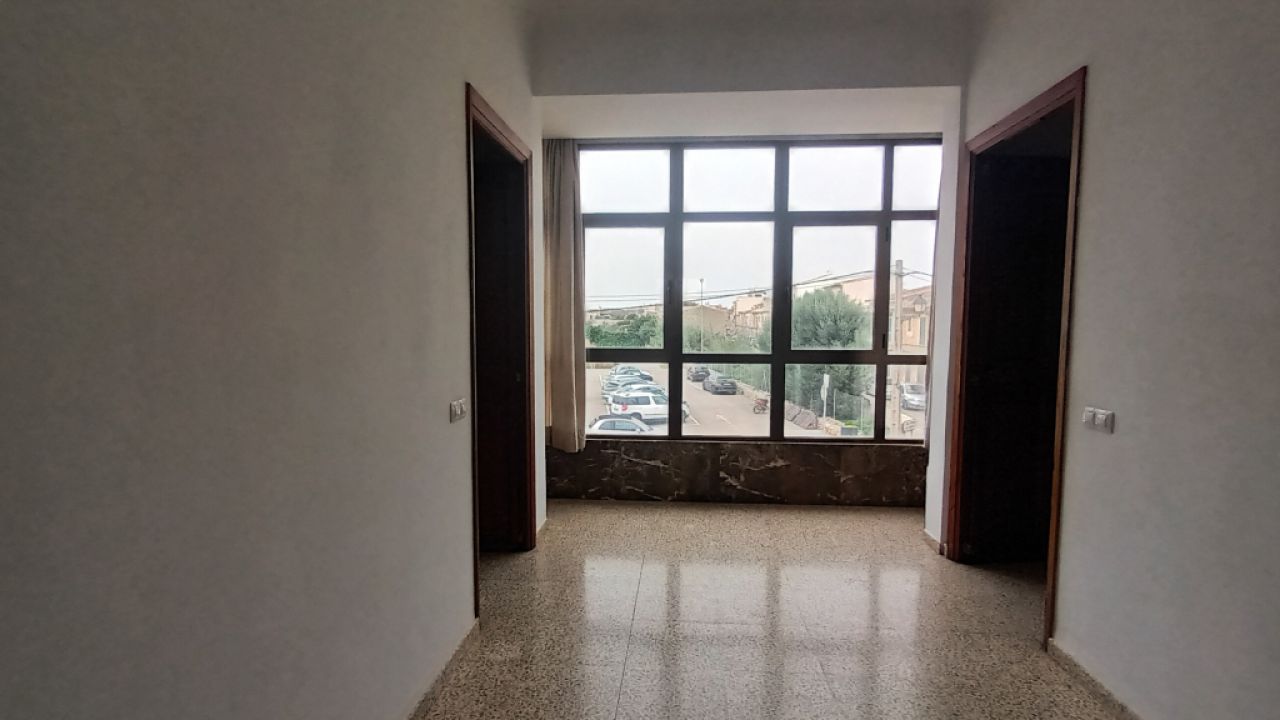 Unmöbliertes, grosses Apartment mit Terrasse und AC in Santanyi --- AP 62