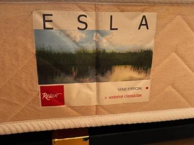 Unterziehbett-Set 2 Matrazen 90 cm x 190 cm – auch als 180x190 cm Doppelbett nutzbar! Fast NEU!