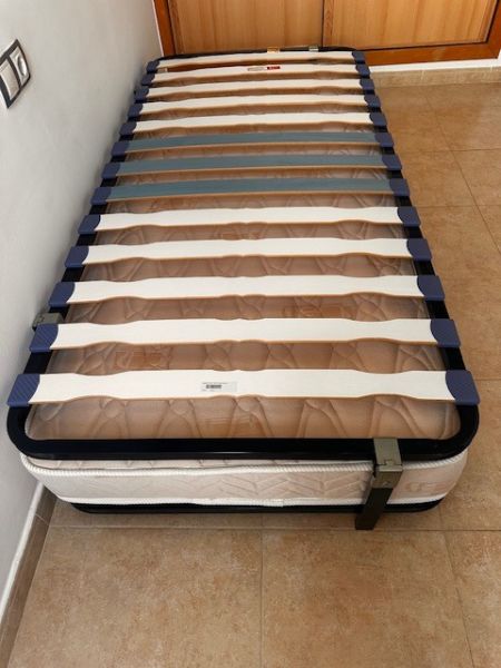 Unterziehbett-Set 2 Matrazen 90 cm x 190 cm – auch als 180x190 cm Doppelbett nutzbar! Fast NEU!