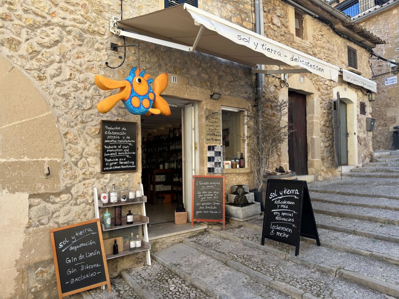 VerkäuferIn für Delikatessenladen in Pollença