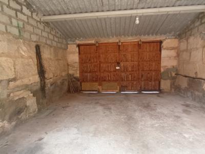 Venta de una casa de pueblo de 2 plantas con garaje y patio en Es LLombards - Santanyi - DH 08 VK