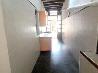 Venta de una casa de pueblo de 2 plantas con garaje y patio en Es LLombards - Santanyi - DH 08 VK