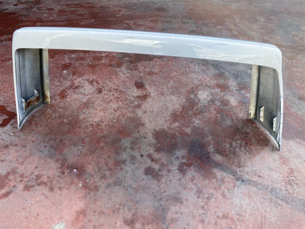 Verkauf original hintere Stoßstange BMW E30 von bmw M3 Verkauf für. interessiert beraten