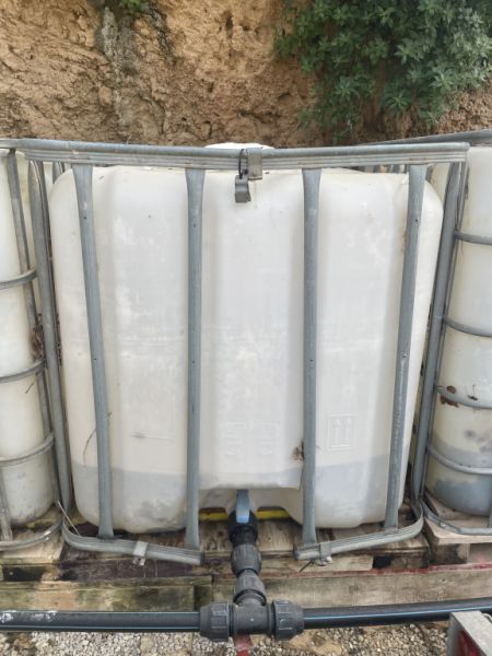 Selling 1000-litre water containers