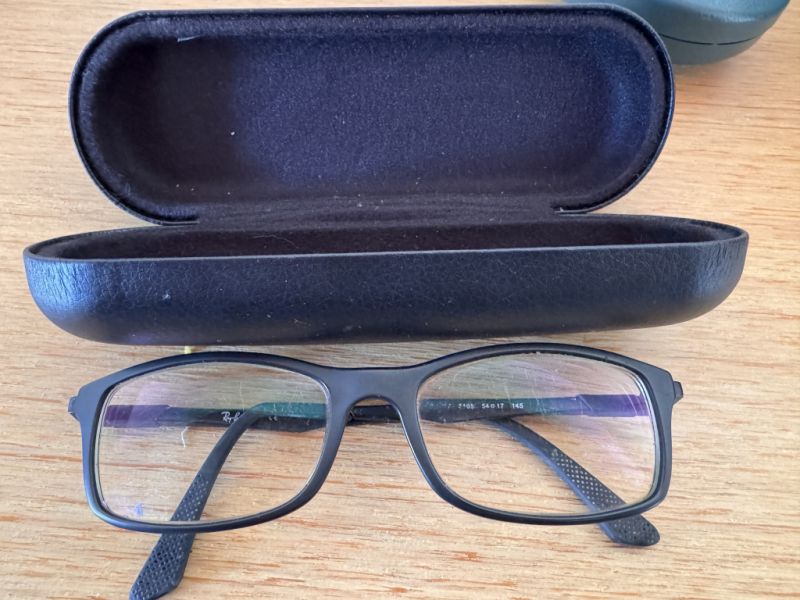 Verkaufe 6 Brillengestelle RayBan / Humphreys / Orakley / Fielmann