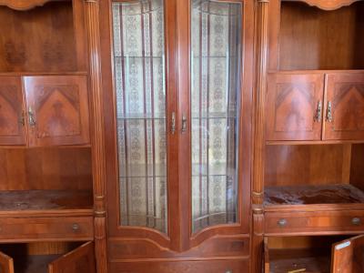 Selling antique furniture