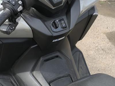 Selling Honda Forza 350