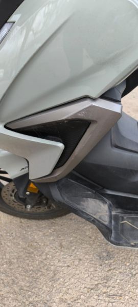 Selling Honda Forza 350