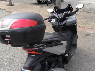 Selling Honda Forza 350