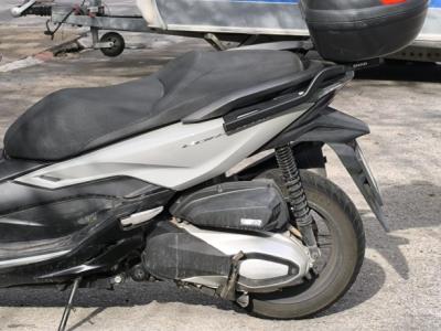 Selling Honda Forza 350