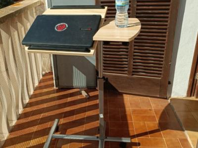 Verkaufe Laptoptisch / Beistelltisch