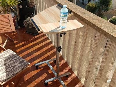 Selling laptop table / side table