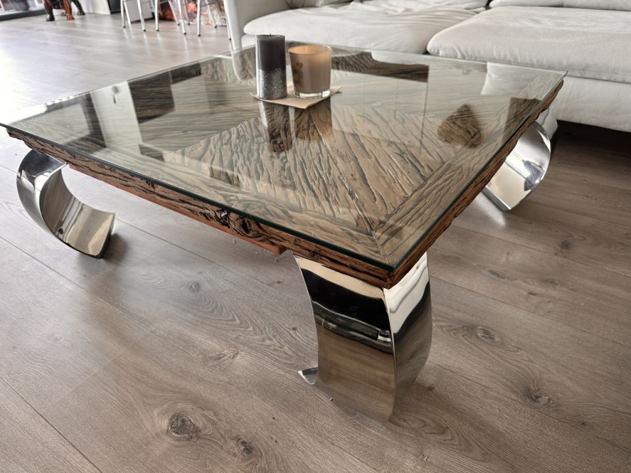 Verkaufe meinen hochwertigen Wohnzimmertisch in sehr gutem Zustand