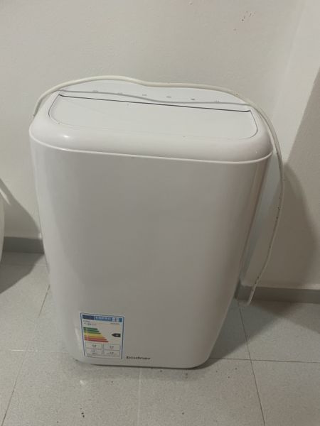 Selling Mobile Air Conditioner from Bodner