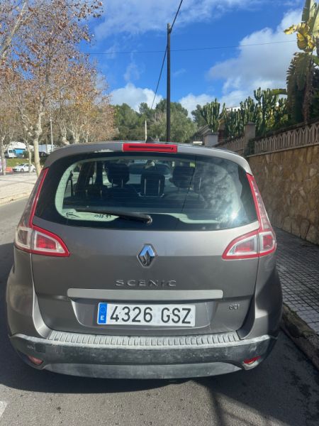 Selling Renault Scenic Grand