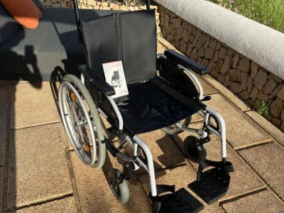 Verkaufe Rollstuhl Pyro Light Optima XL – fast neu