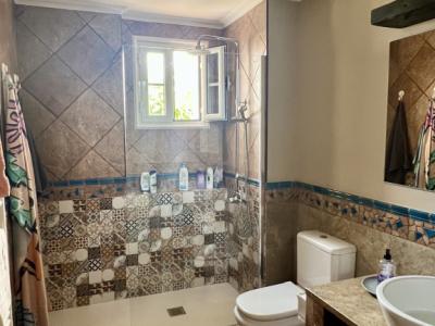 Selling a very well-maintained apartment in Santa Ponsa with two bedrooms and two bathrooms