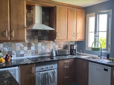 Selling a very well-maintained apartment in Santa Ponsa with two bedrooms and two bathrooms