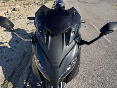 Verkaufe wegen Nichtgebrauchs -Yamaha TMAX 560- Wie neu