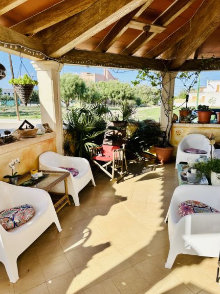 Vermiete voll möbliertes großes Chalet (4SZ, Kü, 2xBad) in Sa Ràpita ab 01.04.2026