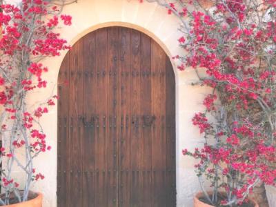 Vermietung einer rustikalen Finca mit Pool, 4 Schlafzimmern, nahe dem Meer, Alqueria Blanca