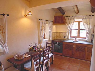 Vermietung rustikale Finca mit großem Pool, 2 Doppelzimmer, Cas Concos