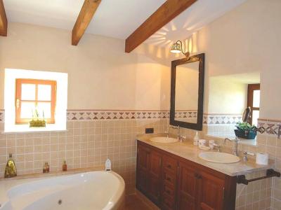 Vermietung rustikale Finca mit großem Pool, 2 Doppelzimmer, Cas Concos