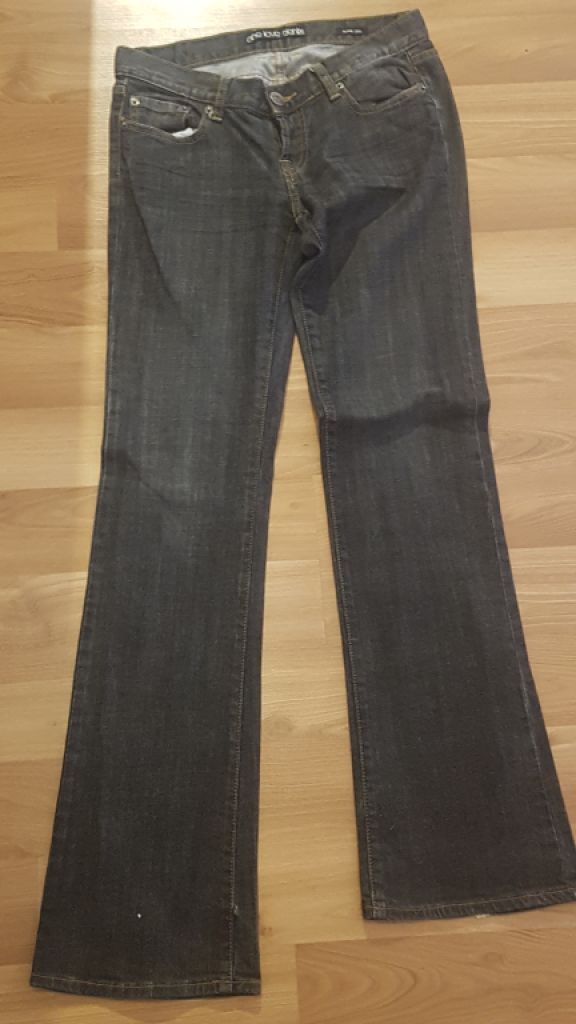 Pantalones varios – nuevos y sin estrenar