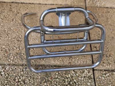 Vespa 300 GTS hintere Gepäckträger