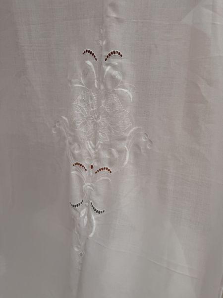 Many different curtains