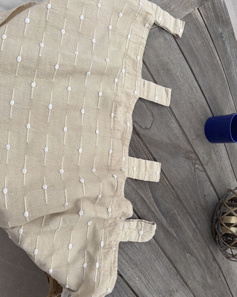 Many different curtains