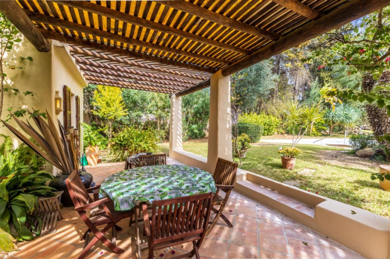 Villa im Ibizastil mit Pool in Cielo de Bonaire Alcudia